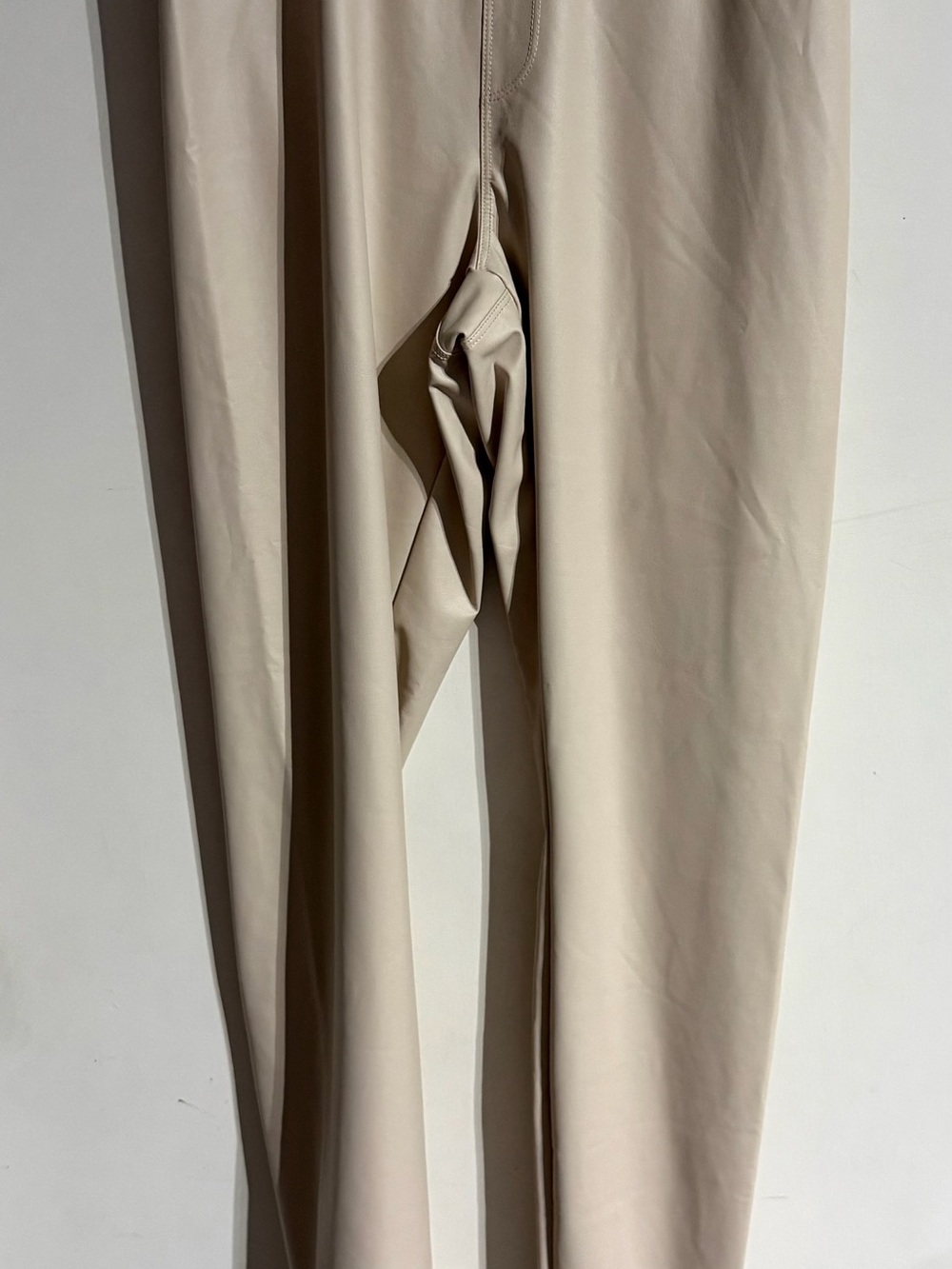aerie women’s Light AL LUXE Beige Slim Stretch Leggings size M BNWT
